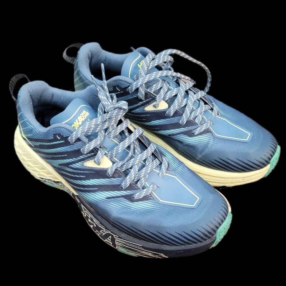 HOKA One One Womens Speedgoat 4 Size 10
